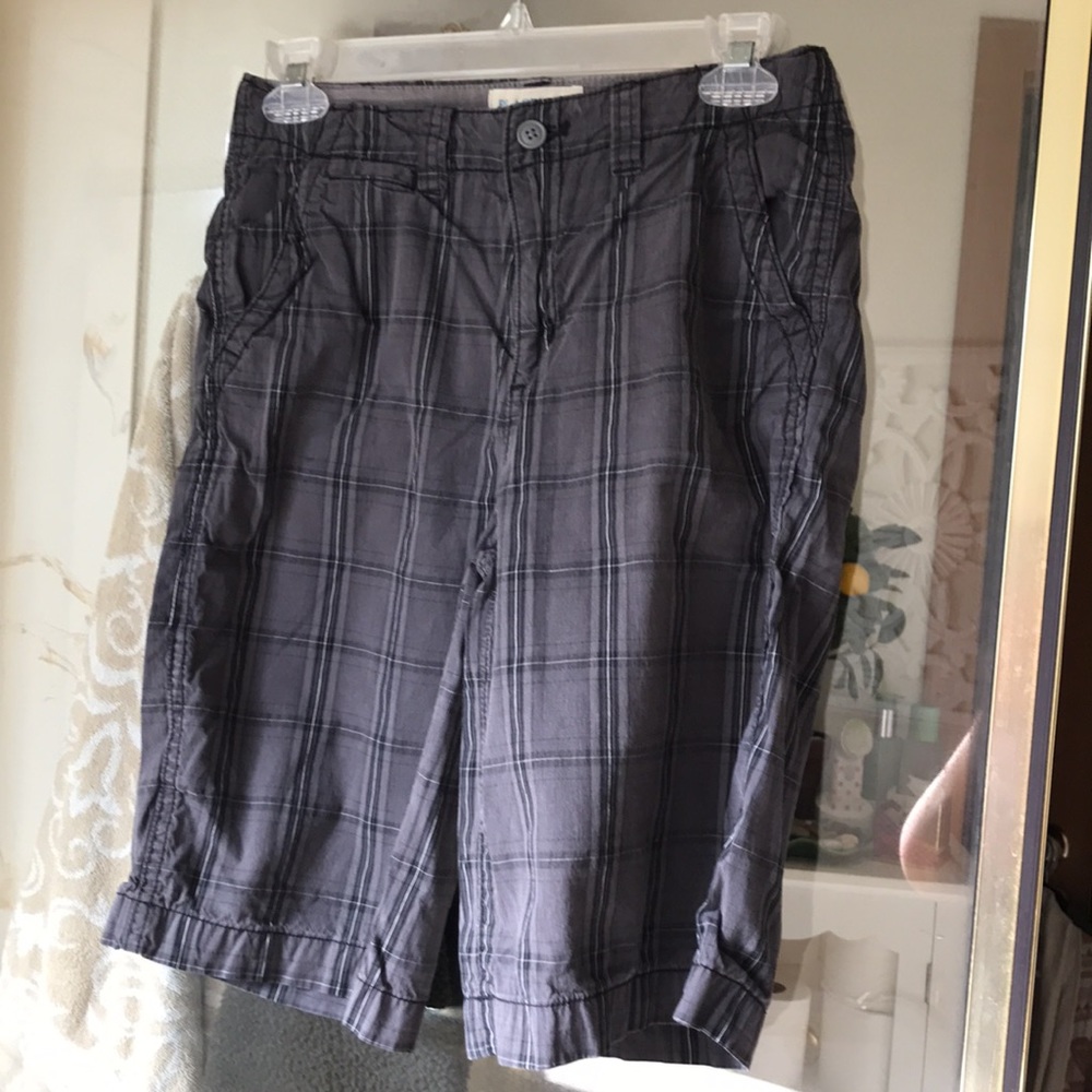 Boys shorts, black/gray, plaid, size 14